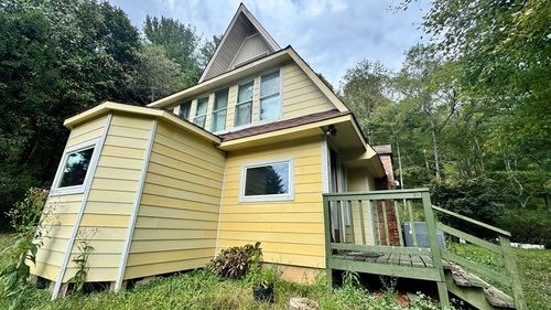 1269 Conifer Ln, Marion, VA, 24354-6070 | Card Image