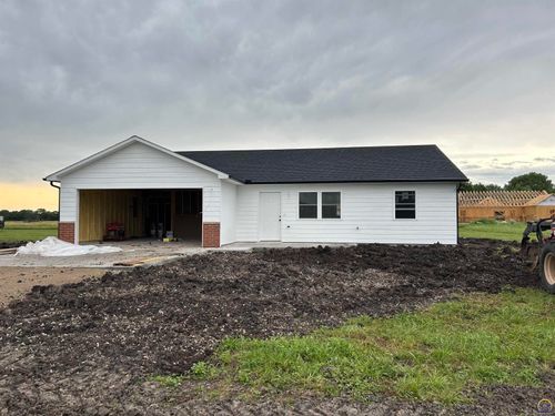 211 Sycamore St, Americus, KS, 66835 | Card Image