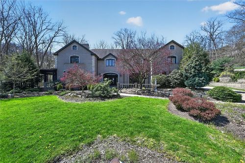 105 Lantern Cir, Peters Twp, PA, 15317 | Card Image