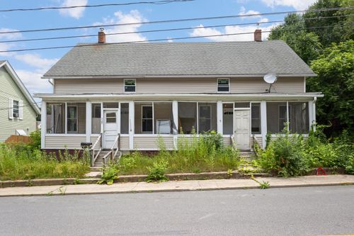110 Franklin St, Killingly, CT, 06239-3570 | Card Image