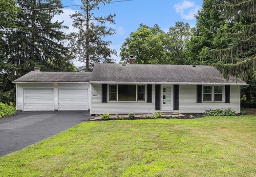 4941 S Main St, Leslie, MI, 49251-9434 | Card Image