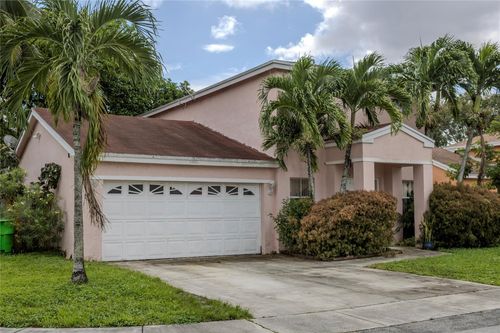 9462 Nw 52nd Pl, Sunrise, FL, 33351-7744 | Card Image