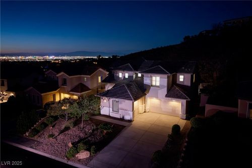 12 Oro Valley Dr, Henderson, NV, 89052-6693 | Card Image