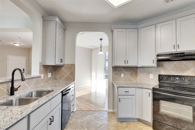 6305 Roseborough Dr, House other with 4 bedrooms, 3 bathrooms and 4 parking in Austin TX | Image 5