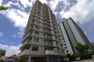 1501 - 1635 Dole Street, Home with 2 bedrooms, 1 bathrooms and 1 parking in Honolulu HI | Image 1