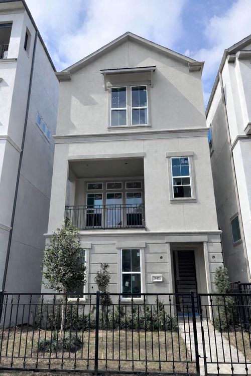 947 Blackshire Ln, Houston, TX, 77055-1935 | Card Image