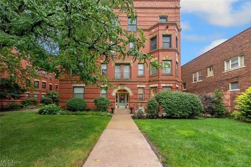 ee1-11014 Detroit Ave, Cleveland, OH, 44102-2465 | Card Image