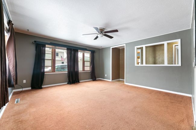 living room | Image 14