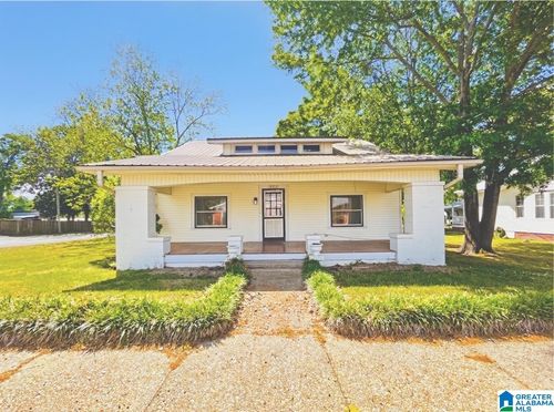 301 1st Ave, Clanton, AL, 35045-3436 | Card Image