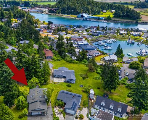 220 Skagit Way, La Conner, WA, 98257-9602 | Card Image
