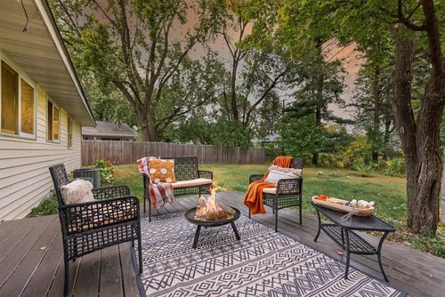 11809 Zion St Nw, Coon Rapids, MN, 55433-2937 | Card Image