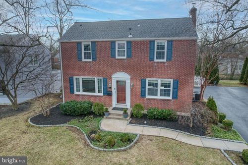 222 Plymouth Rd, WILMINGTON, DE, 19803-3117 | Card Image