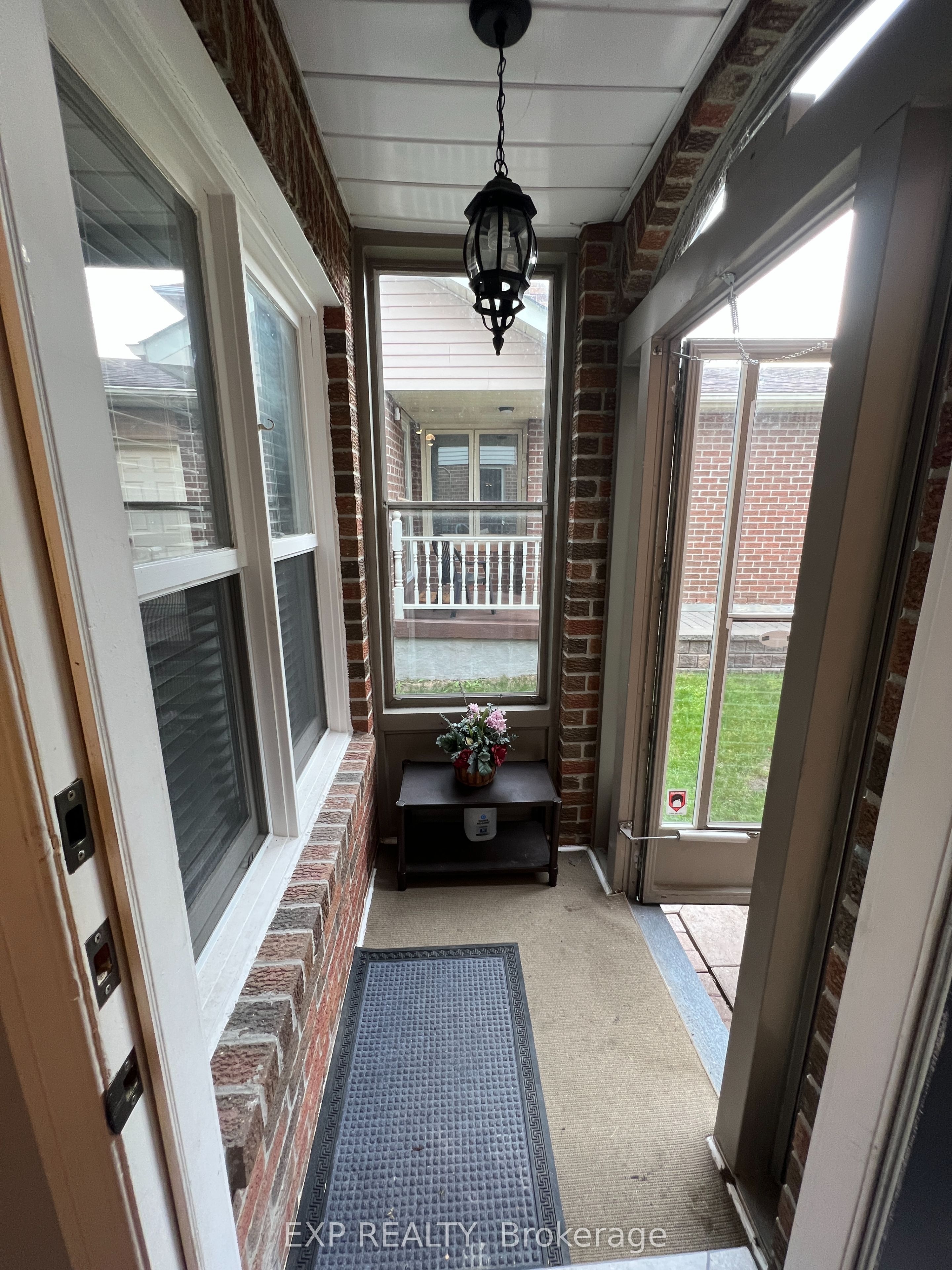 Residential Lease in Pickering 2