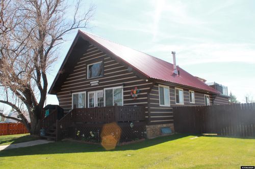 588 S Oak St, La Barge, WY, 83123-5121 | Card Image