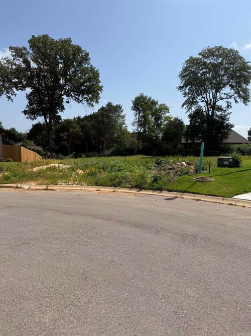 4311 Stoke Dr, Jonesboro, AR, 72405 | Card Image