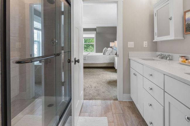 474 Park Court, House other with 4 bedrooms, 3 bathrooms and null parking in Hartland WI | Image 14
