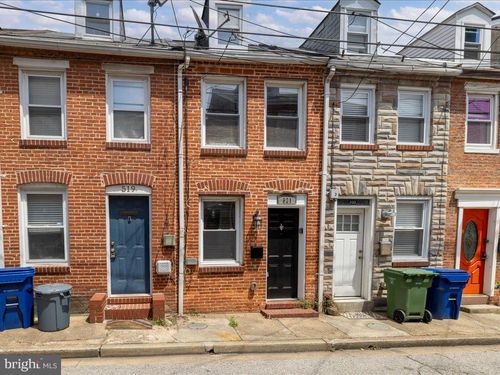 521 S Chapel St, BALTIMORE, MD, 21231-3017 | Card Image