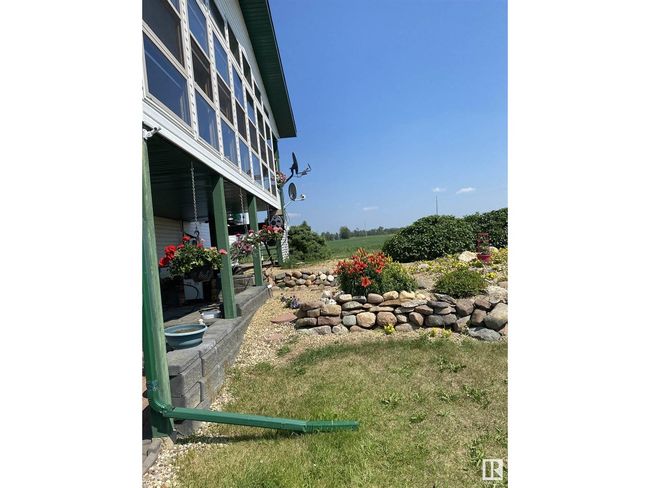 240048 Township Road 630, House other with 6 bedrooms, 4 bathrooms and null parking in Rochester AB | Image 53
