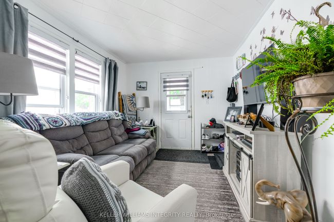 325 Belmont St, House other with 2 bedrooms, 1 bathrooms and 1 parking in Cornwall ON | Image 10
