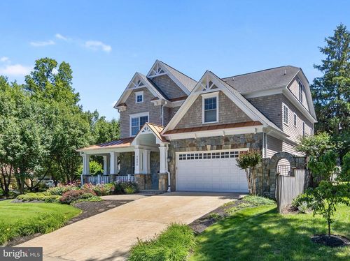 7527 Westfield Dr, BETHESDA, MD, 20817-6600 | Card Image