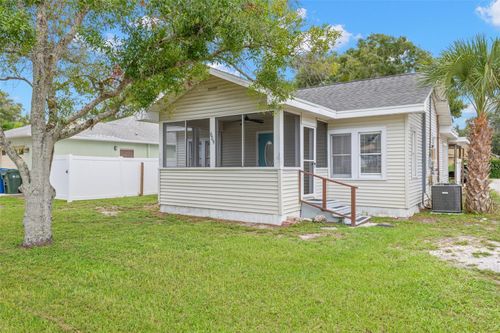 605 3rd Ave Sw, Largo, FL, 33770-3411 | Card Image