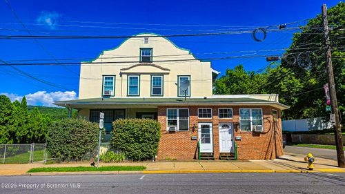 283-281-283 E Main St, Plymouth, PA, 18651-3052 | Card Image