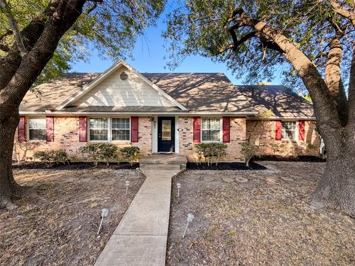 407 John Arden Dr, Waxahachie, TX, 75165-1825 | Card Image