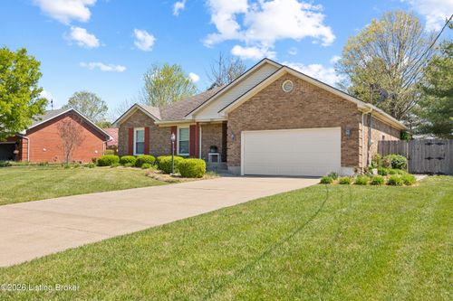 203 Duane Way, Mt Washington, KY, 40047-7152 | Card Image