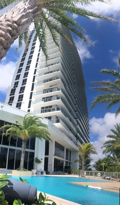 507-16385 Biscayne Blvd, Aventura, FL, 33160-5450 | Card Image