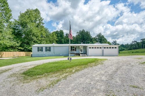 306 Viola Dr, Sparta, TN, 38583-3081 | Card Image