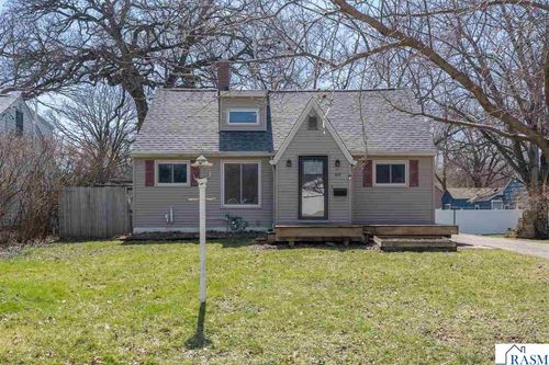 635 Moreland Ave, Mankato, MN, 56001-1713 | Card Image