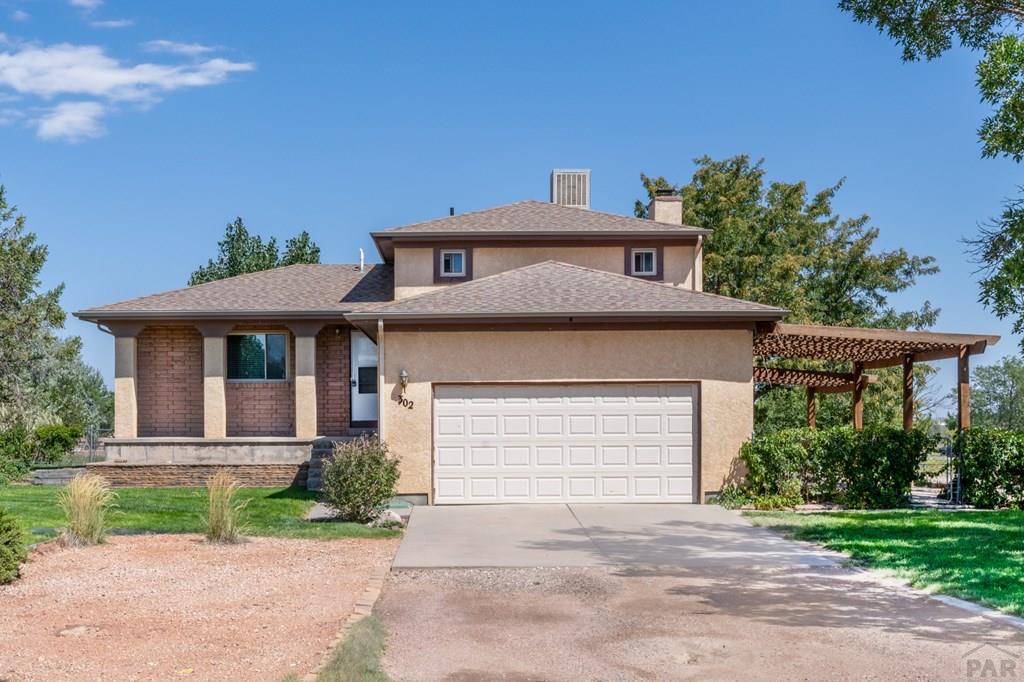 Hanover Ln, Pueblo West, CO 81007