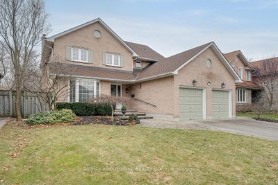 392 Claremont Cres, House other with 4 bedrooms, 3 bathrooms and 4 parking in Oakville ON | Image 1