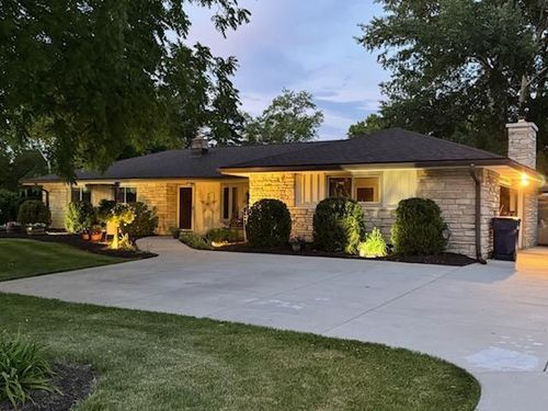 730 Maplewood Lane, Cedarburg, WI, 53012 | Card Image