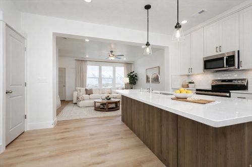 15-793 S 75 E, Springville, UT, 84663-2439 | Card Image