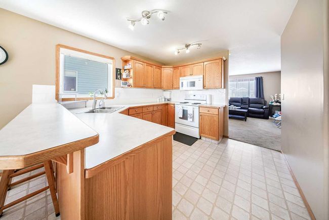 135 Keith Close, House other with 5 bedrooms, 3 bathrooms and 2 parking in Red Deer AB | Image 6