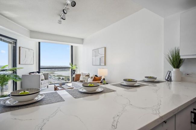 APT-2801 - 6363 Christie Ave, Condo with 1 bedrooms, 1 bathrooms and 1 parking in Emeryville CA | Image 6