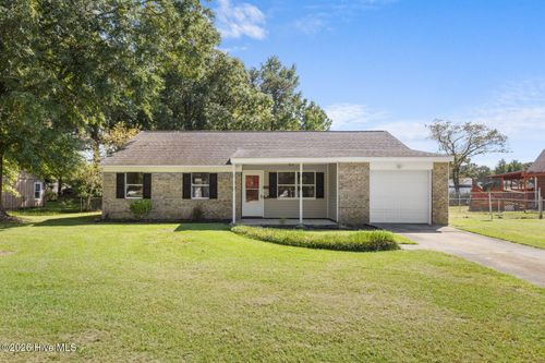 402 Sterling Rd, Jacksonville, NC, 28546-8438 | Card Image