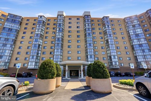 5-712-3330 N Leisure World Boulevard, SILVER SPRING, MD, 20906 | Card Image
