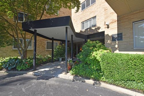 1617 E Mcmillan St, Cincinnati, OH, 45206-2170 | Card Image