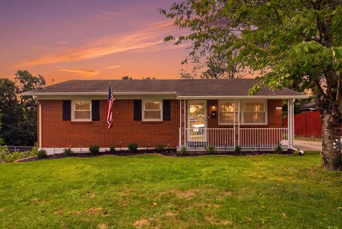 1920 Moss Ct, Lexington, KY, 40505-2200 | Card Image