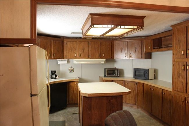506 County Road 6411, House other with 3 bedrooms, 2 bathrooms and null parking in Green Forest AR | Image 14