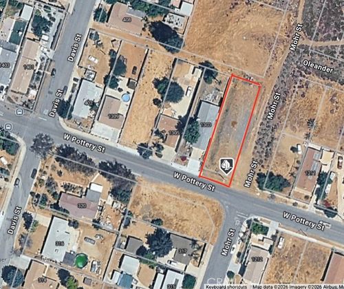 1301 W Pottery St, Lake Elsinore, CA, 92530-3217 | Card Image