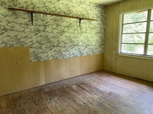 1700 Woodrow St, House other with 3 bedrooms, 1 bathrooms and null parking in Silsbee TX | Image 10