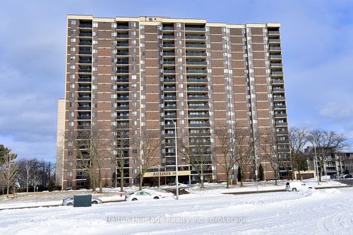 405-301 Frances Ave, Stoney Creek, ON, L8E3W6 | Card Image