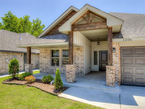 1206 Wisteria Way, Noble, OK, 73068 | Card Image