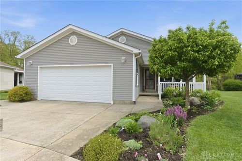 8-2310 Mallory Ct, Fairborn, OH, 45324-7576 | Card Image
