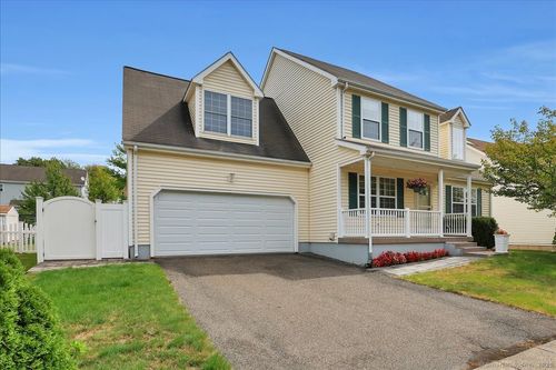 78 Rolling Grn, Middletown, CT, 06457-8739 | Card Image