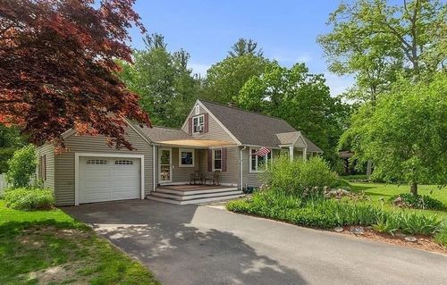 58 Campus Rd, Methuen, MA, 01844-1508 | Card Image