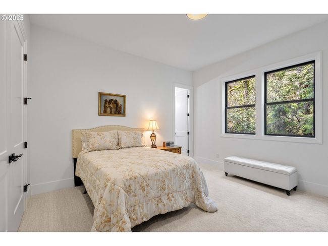 Bedroom-Main | Image 20